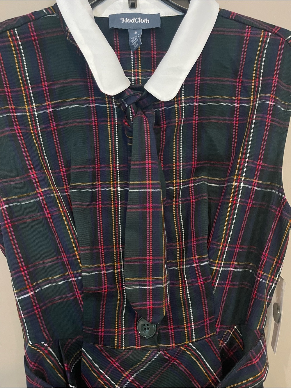 Modcloth Plaid Dress with White Collar - Picture 4 of 8